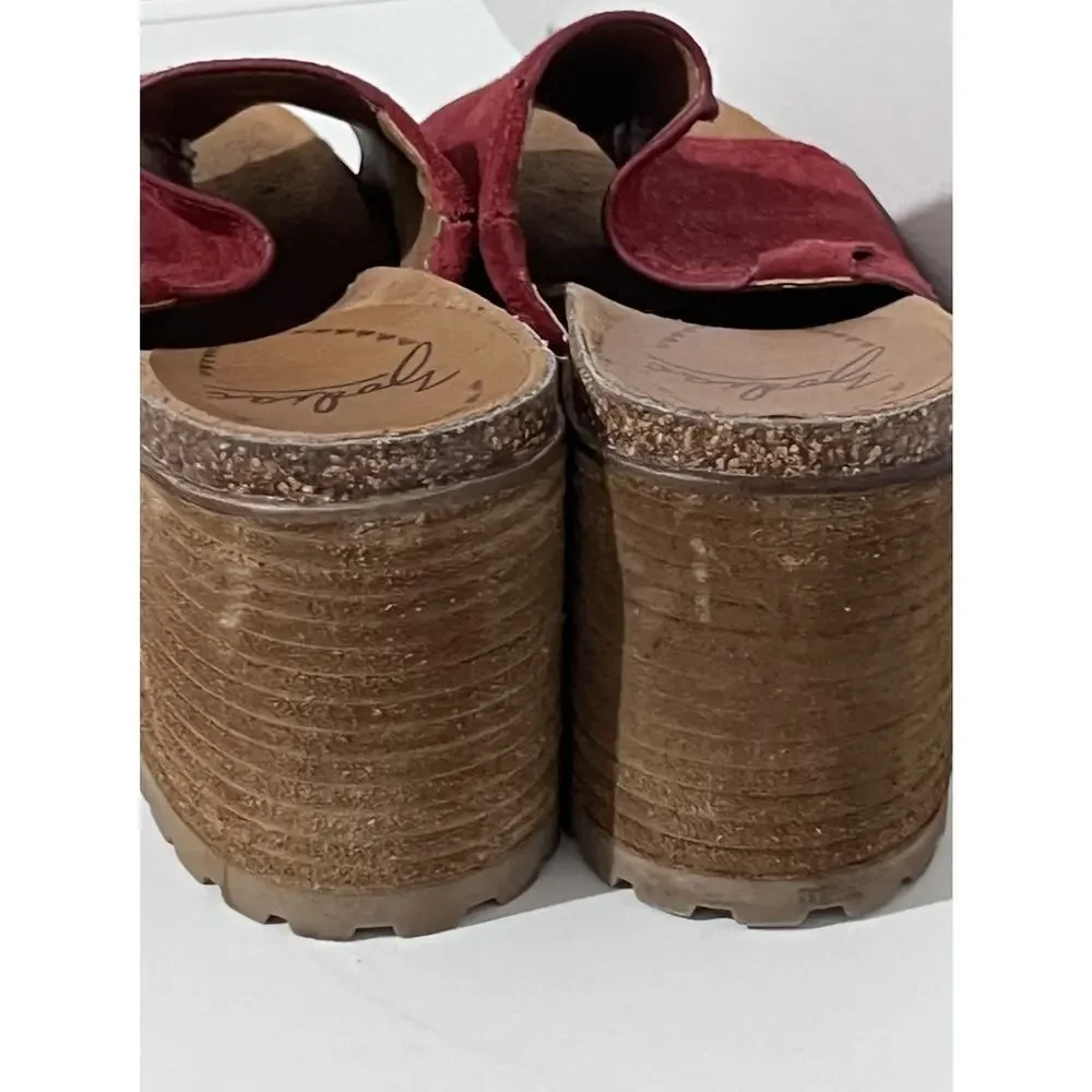 Zodiac Womens 9 Vtg Lissa Red Suede Slide Heel Platform Sandals Shoes Clogs